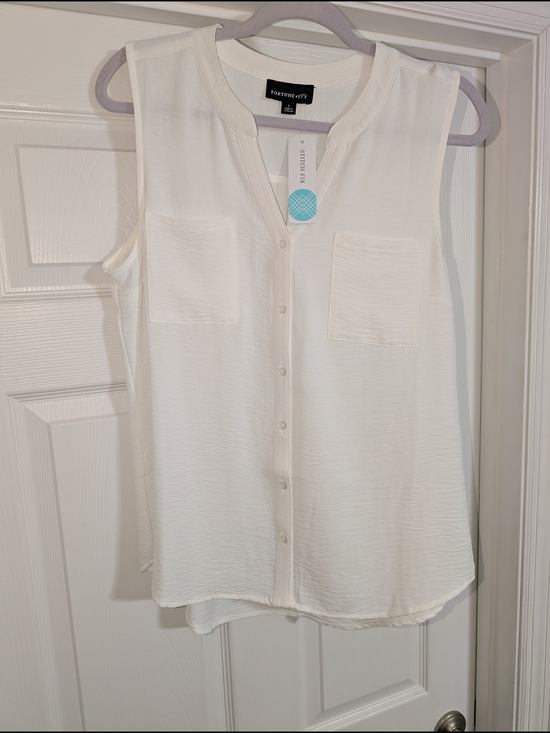 Fortune + Ivy Tops - Sleeveless Button-Front White Blouse